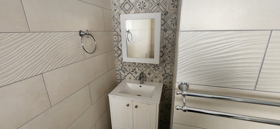 5 Bedroom Property for Sale in Dana Bay Western Cape